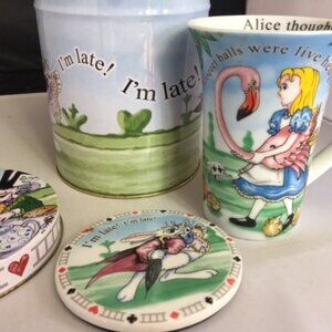 Alice in Wonderland Mug Set w/Tin